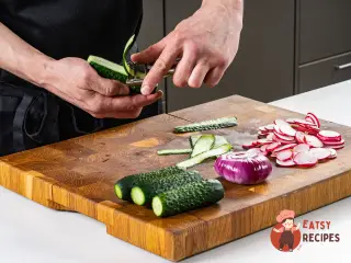 Крок 8: Салат з редиски з маринованою морквою