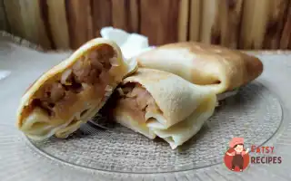Млинці З Яблуком Та Корицею