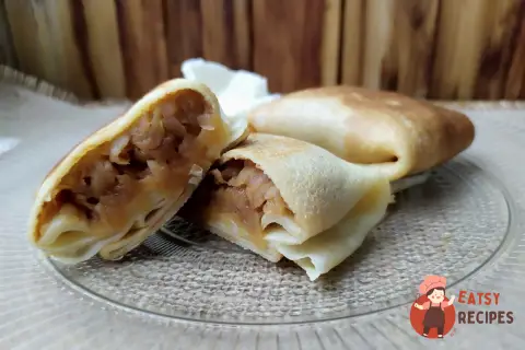 Млинці з яблуком та корицею