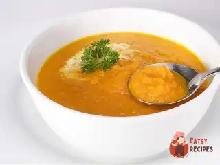 Суп з моркви та коріандру