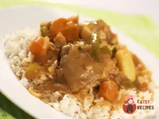 Рис з куркою та яйцями