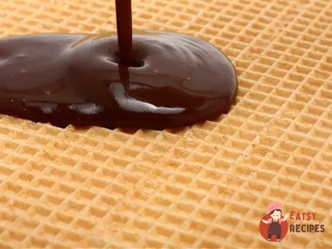 Теплий соус мокко