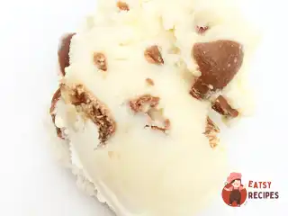 Морозиво з солодовим молоком та цукерками Maltesers
