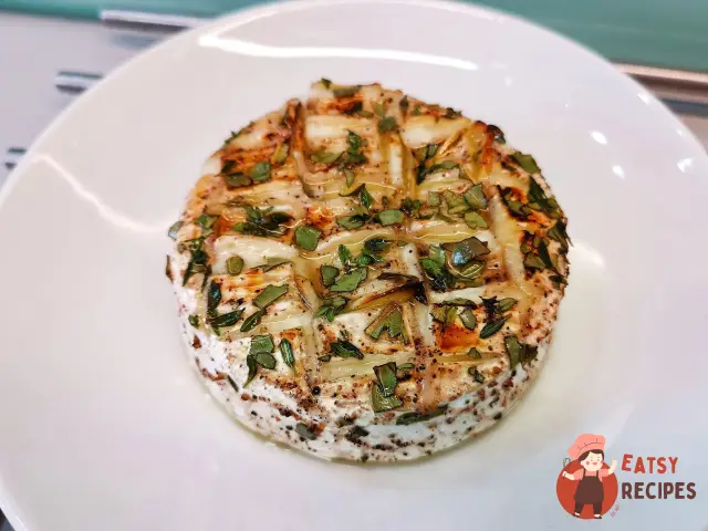 Сир бри, запечений у духовці