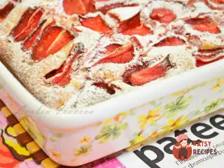 Полуничний кекс з ваніллю