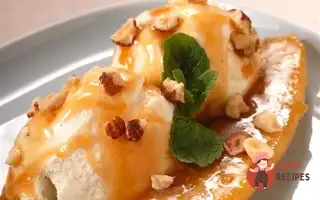 Карамелізовані Банани З Ромовим Соусом Та Горіхами