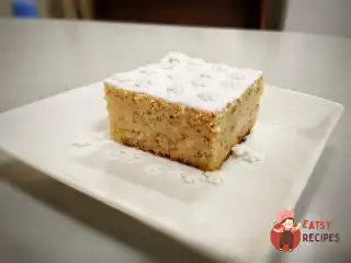 Мигдальний пиріг з яблуками