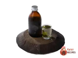 Настоянка на м'яті та базиліці