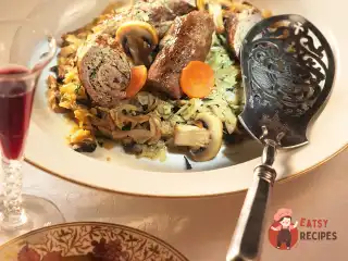 Социски з скибки яловичини з капустою по-фламандськи