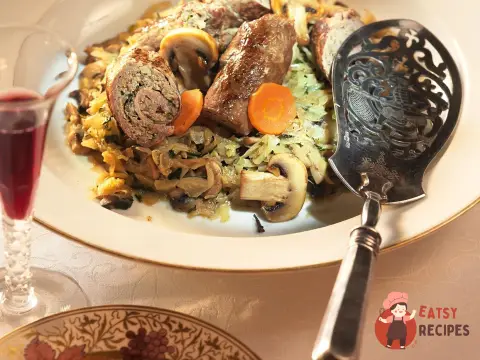 Социски з скибки яловичини з капустою по-фламандськи