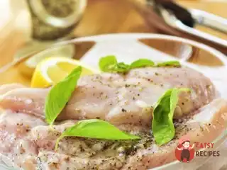 Маринад з розмарином та чебрецем для курки
