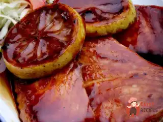 Форель на пару з журавлинно-медовим соусом