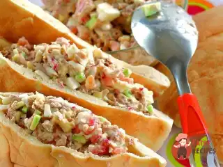 Піта з тунцем та квасолею