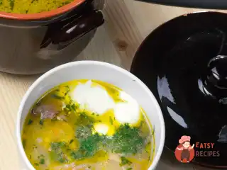 Суп з білих грибів з перловкою