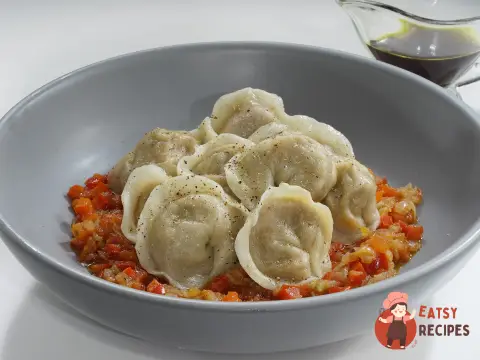 Пісні пельмені з гарбузом і кедровими горішками