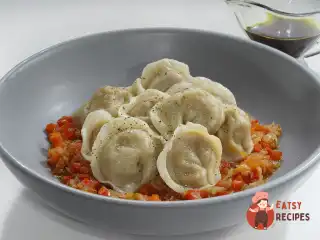 Пісні пельмені з гарбузом і кедровими горішками