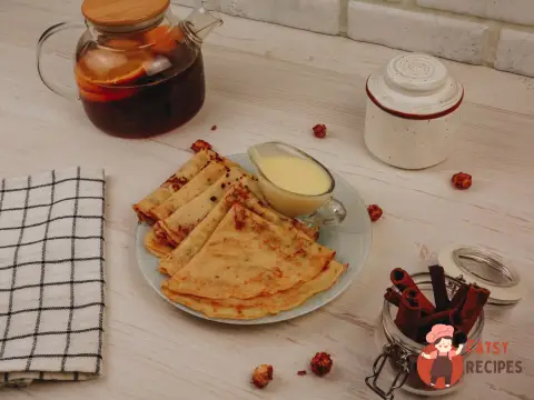 Млинці зі згущівкою