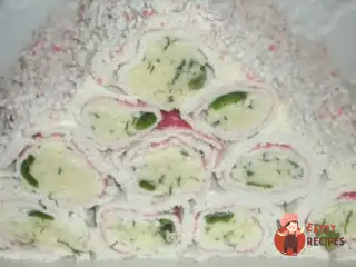 Закуска з крабових паличок, фаршированих сиром