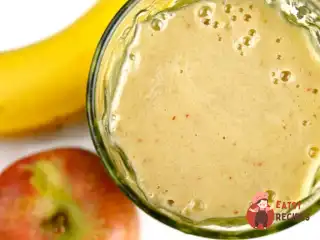 Смузі з яблуком та бананом