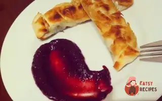 Снекі З Камамбером І Винним Соусом З Брусниці Та Вишні