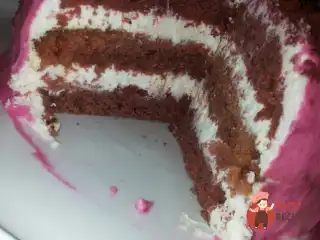 Торт «Червоний оксамит» із сирним кремом