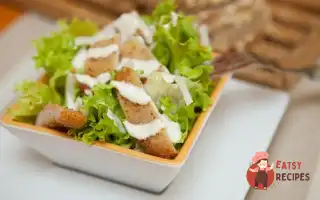Курячі Шматочки З Соусом Із Блакитного Сиру
