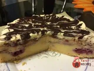 Сирний чізкейк з малиною