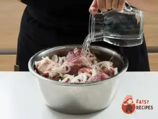 Маринад з мінералкою для шашлику зі свинини