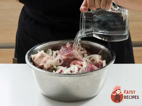 Маринад з мінералкою для шашлику зі свинини