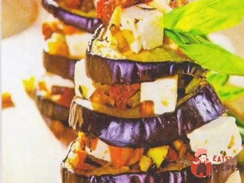 Башточки з баклажанів з бринзою