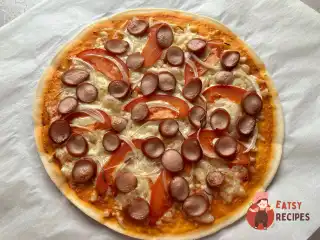 Піца на тонкому тісті