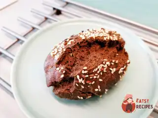 Льняний хліб із кунжутом