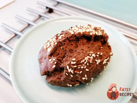 Льняний хліб із кунжутом