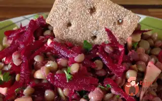 Салат Із Сочевиці, Буряків Та Арахісу
