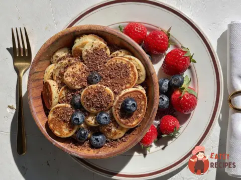 Маленькі рисові панкейки з шоколадом для коханої