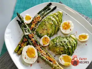 Світський європейський сніданок