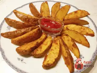 Швидка картопля по-селянськи в шкірці