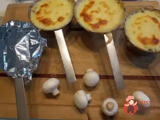 Жульєн із курячим філе та грибами