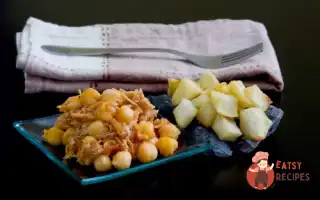 Салат З Індички З Нутом, Курагою Та Мигдалем