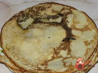 Млинці з грибами та сиром