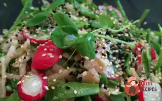 Весняний Салат З Горошку Та Редьки З Кунжутом.