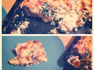 Рум'яна лазіння зі шпинатом і куркою під соусом бешамель