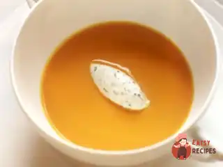 Морквяний суп-пюре з ароматним мусом