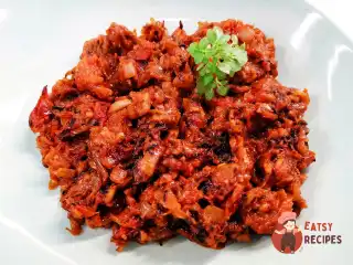 Томатна солянка з м'ясними ковбасками