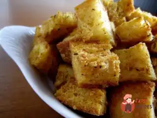 Домашні сухарики із білого хліба