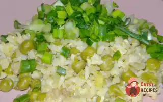 Рис З Яйцем, Горошком Та Соєвим Соусом