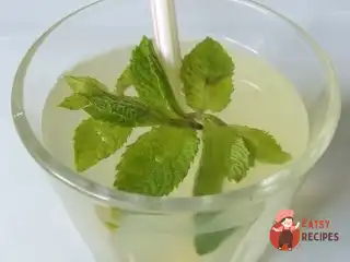 Лимонад з м'ятою.