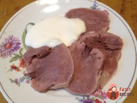 Яловича відварена мова з хроном