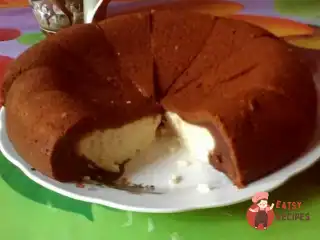 Двошаровий пиріг «Ватрушка» у мультиварці