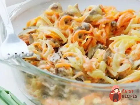 Салат зі свининою та морквою